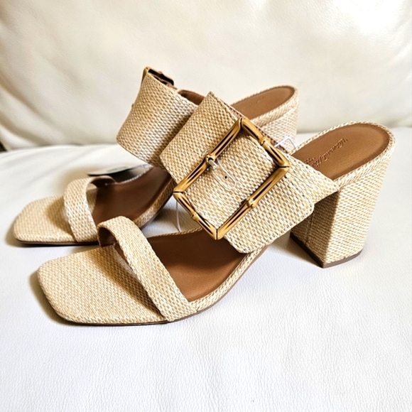 *Universal Thread Women's Bristol Mule Heels, Beige (Tan) Size 10 - Picture 2 of 5